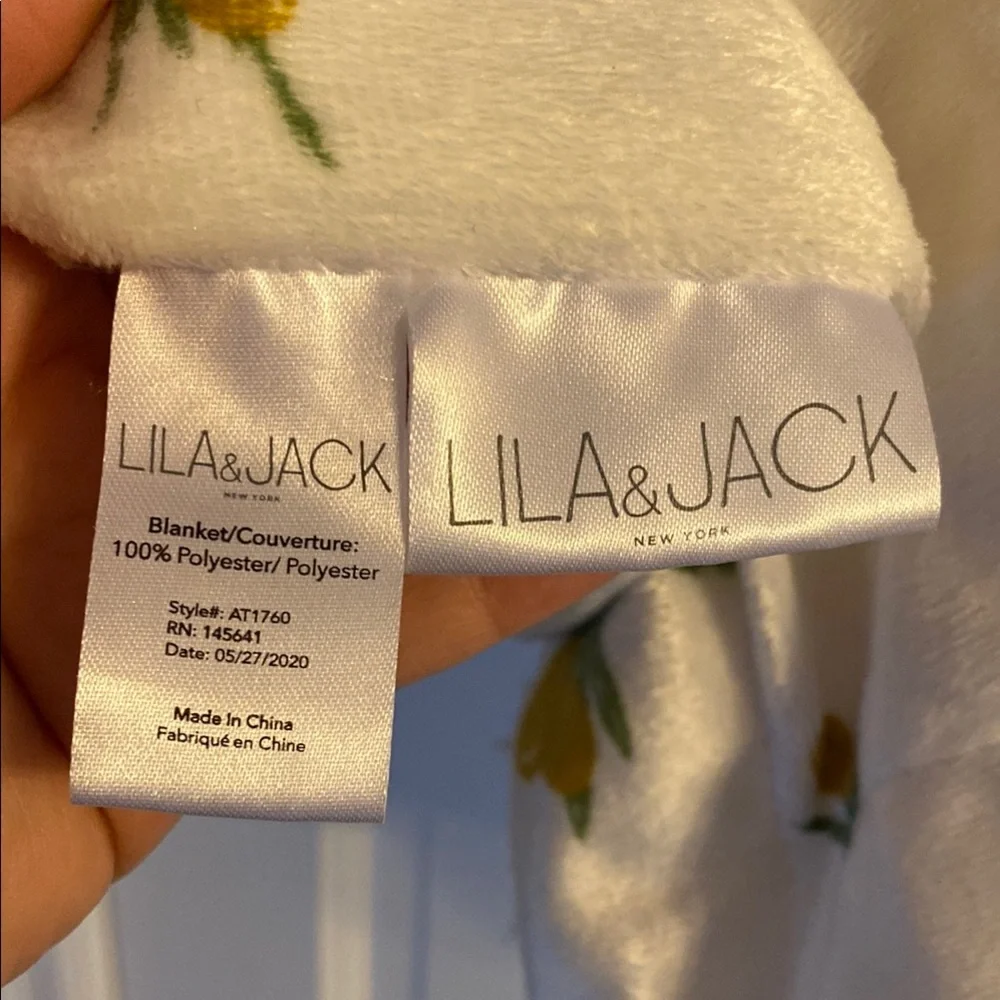 LILA & JACK Olive printed cream baby Blanket
